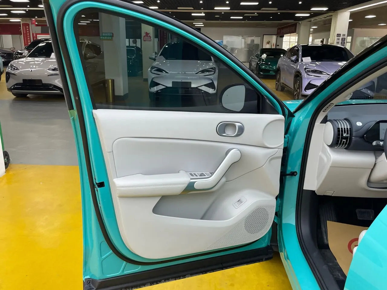 BYD Yuan PLUS 2026 Yuan PLUS 630KM Exceed Automatic Gear 3