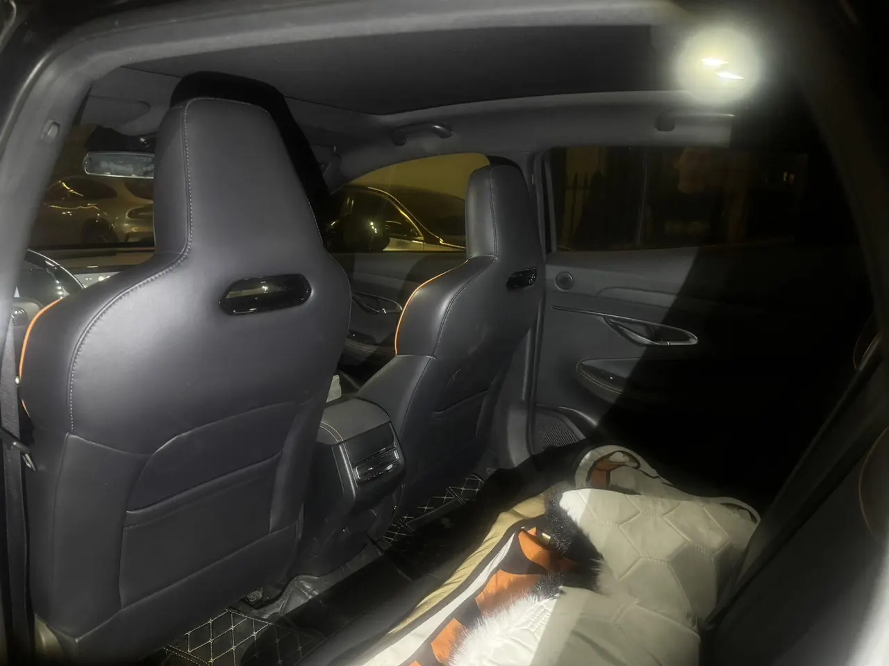 ChangAn 2022 UNI-T 1.5T honorable automatic gear 4