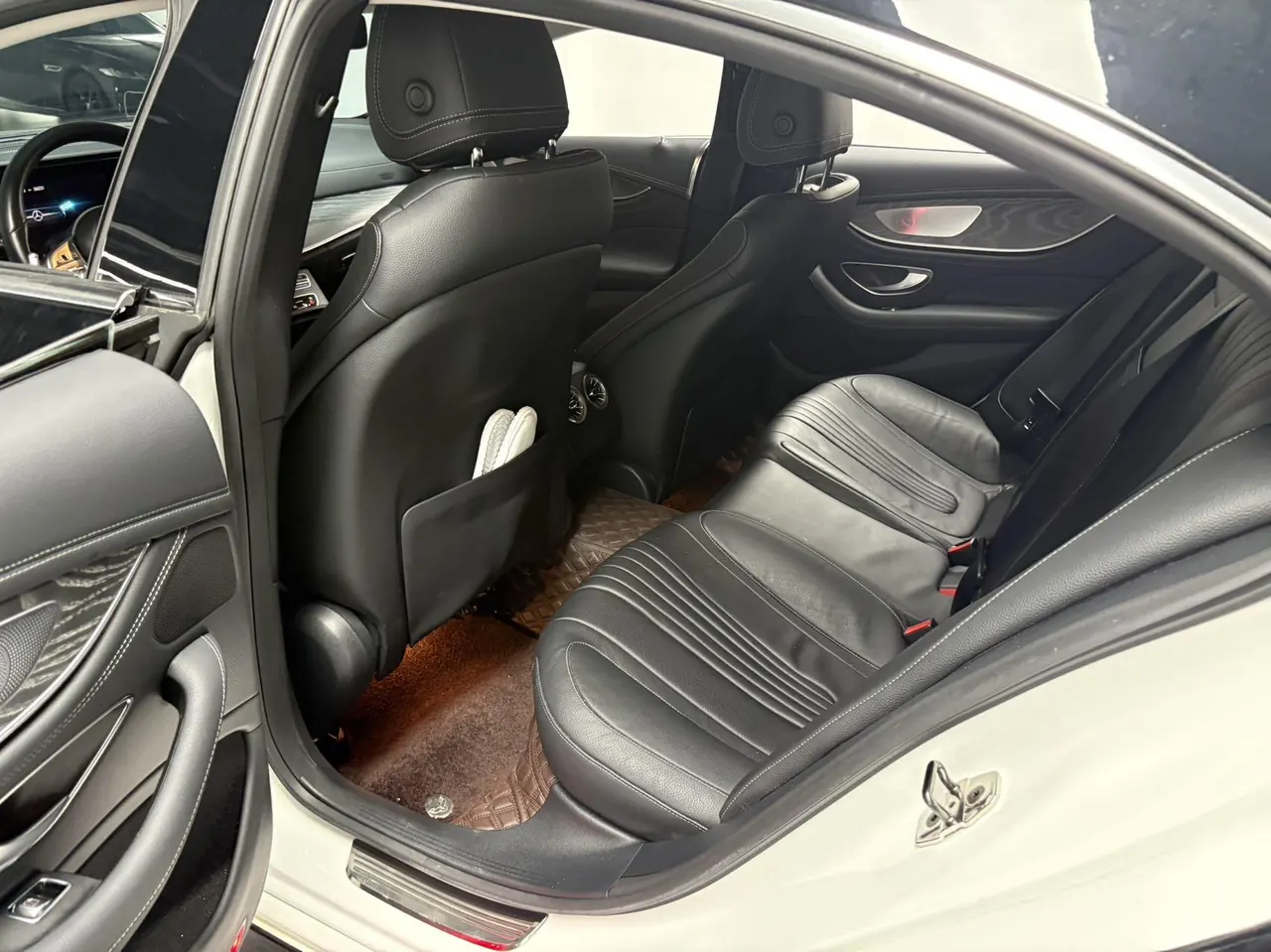 Mercedes Benz CLS (Imported) 2021 CLS 300 2.0T Dynamic Automatic Gear 4