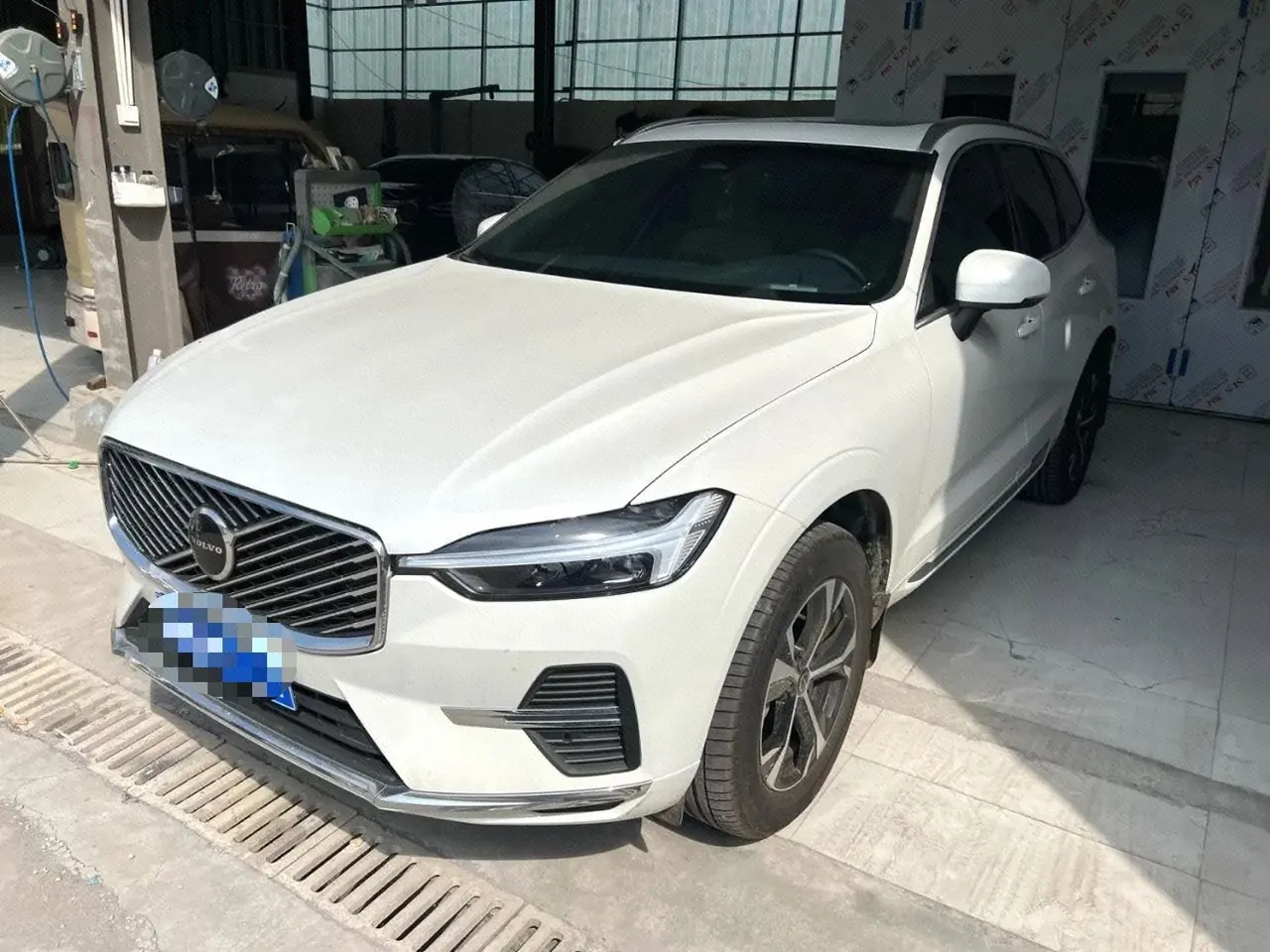 打开图片灯箱:Volvo 2026 XC60 48V 2.0T B5 All-Wheel Drive Intelligent Luxury Edition Automatic Transmission