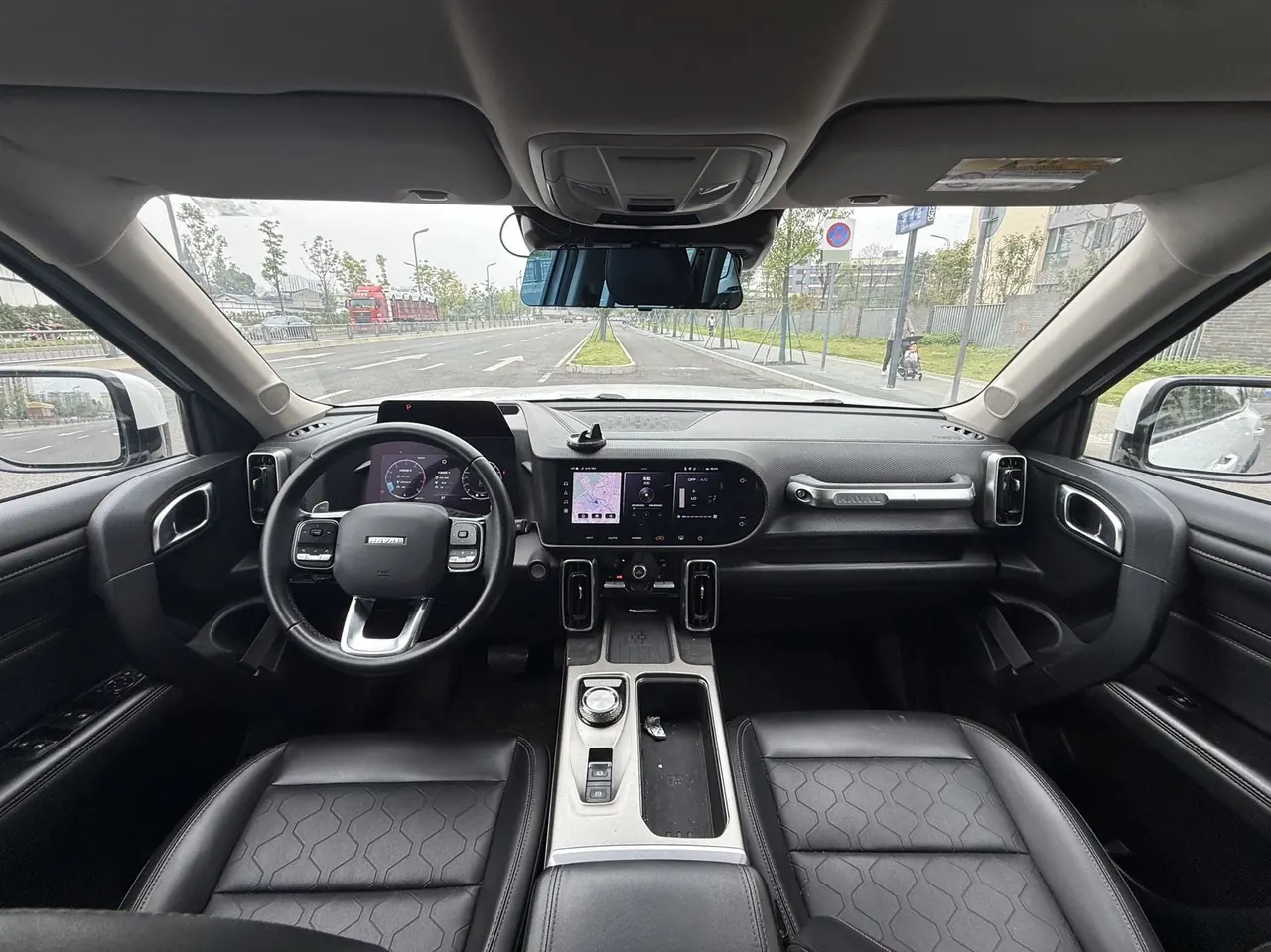 Haval 2022 big dog 1.5T two-wheel drive Labrador version automatic gear 5
