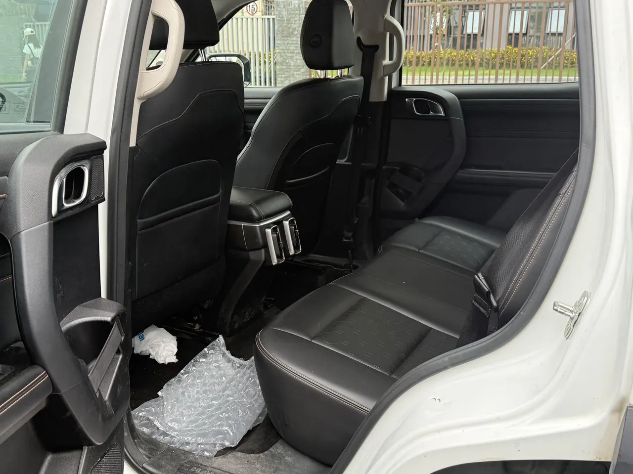 Haval 2022 big dog 1.5T two-wheel drive Labrador version automatic gear 6