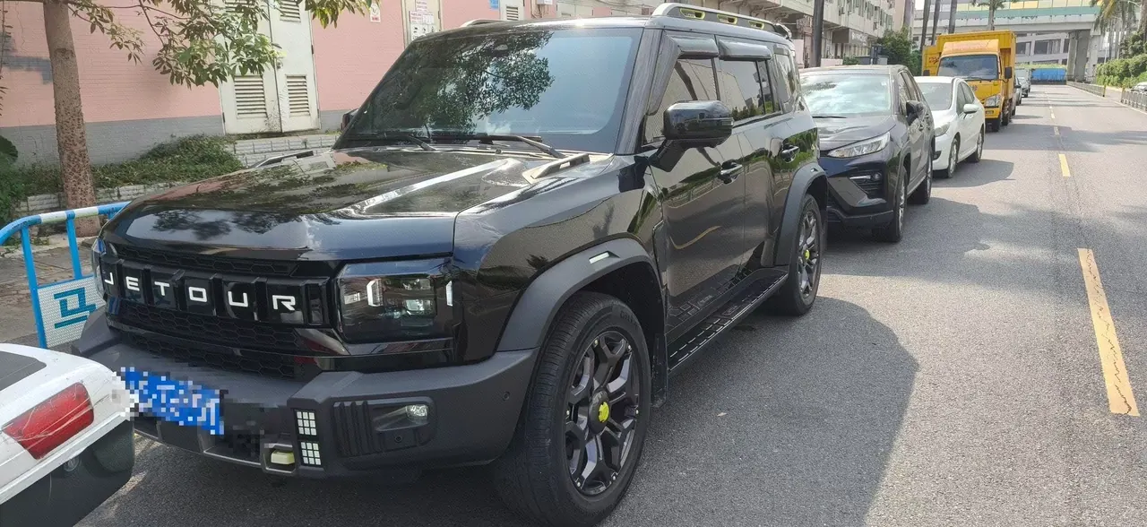 打开图片灯箱:Jetour 2023 Traveler 2.0T Four-Wheel-Drive Cross-Country PRO Automatic