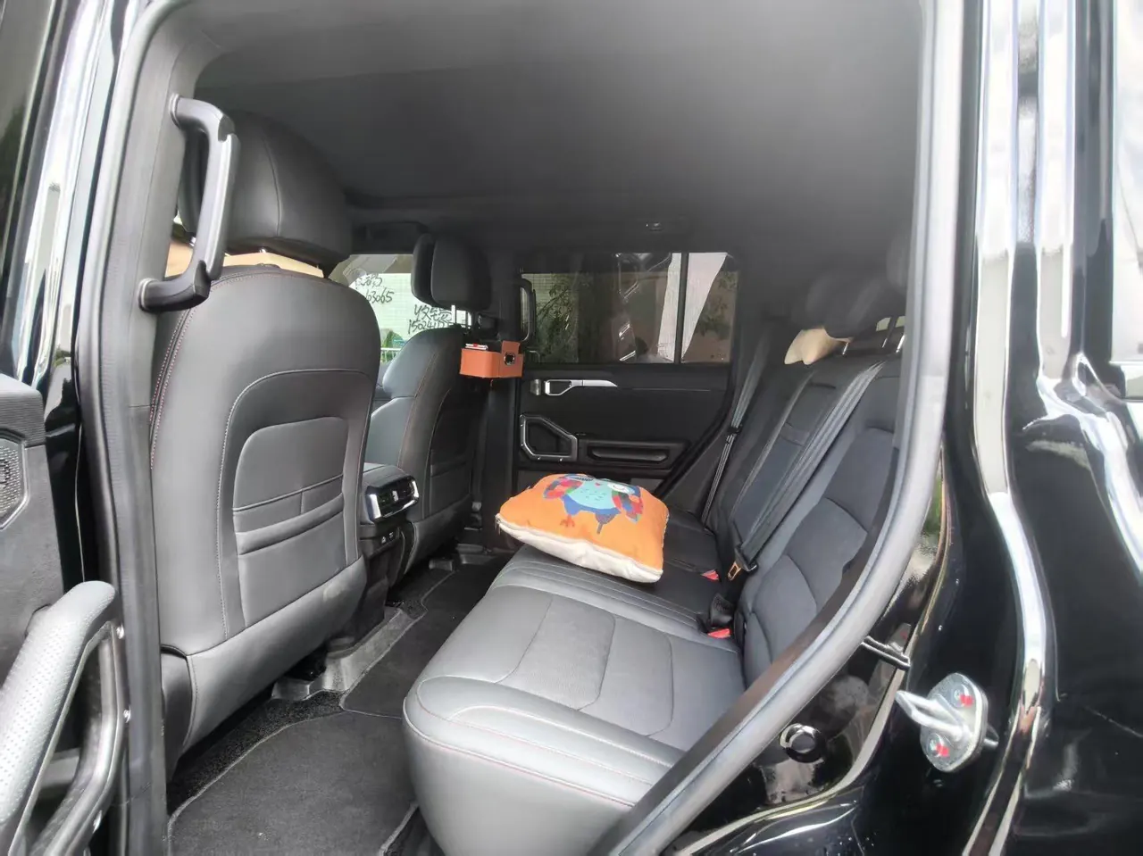 Jetour 2023 Traveler 2.0T Four-Wheel-Drive Cross-Country PRO Automatic 3