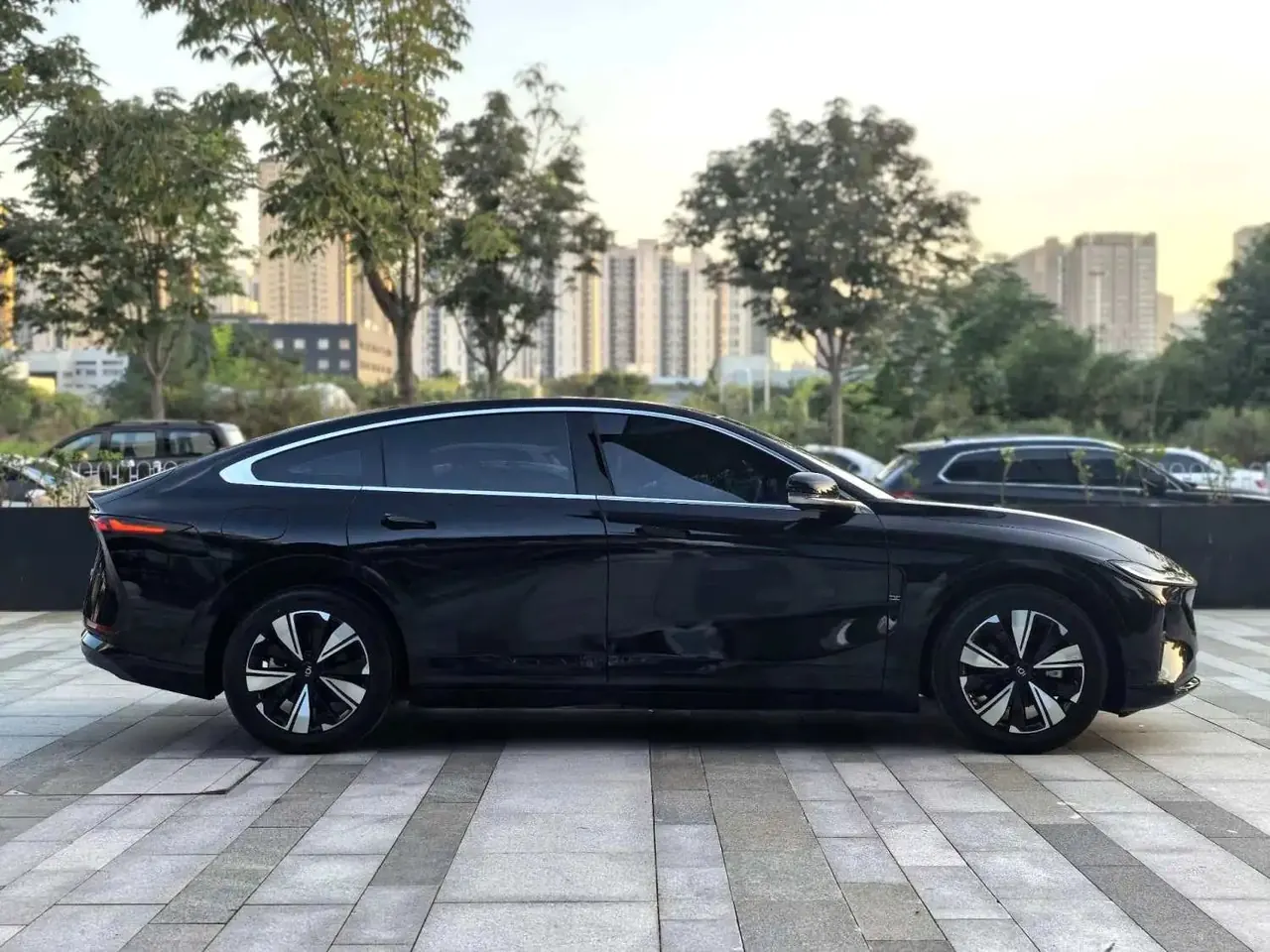Qiyuan 2025 A07 Blue Whale Range-extended Edition 140 Elite Automatic Gear 4