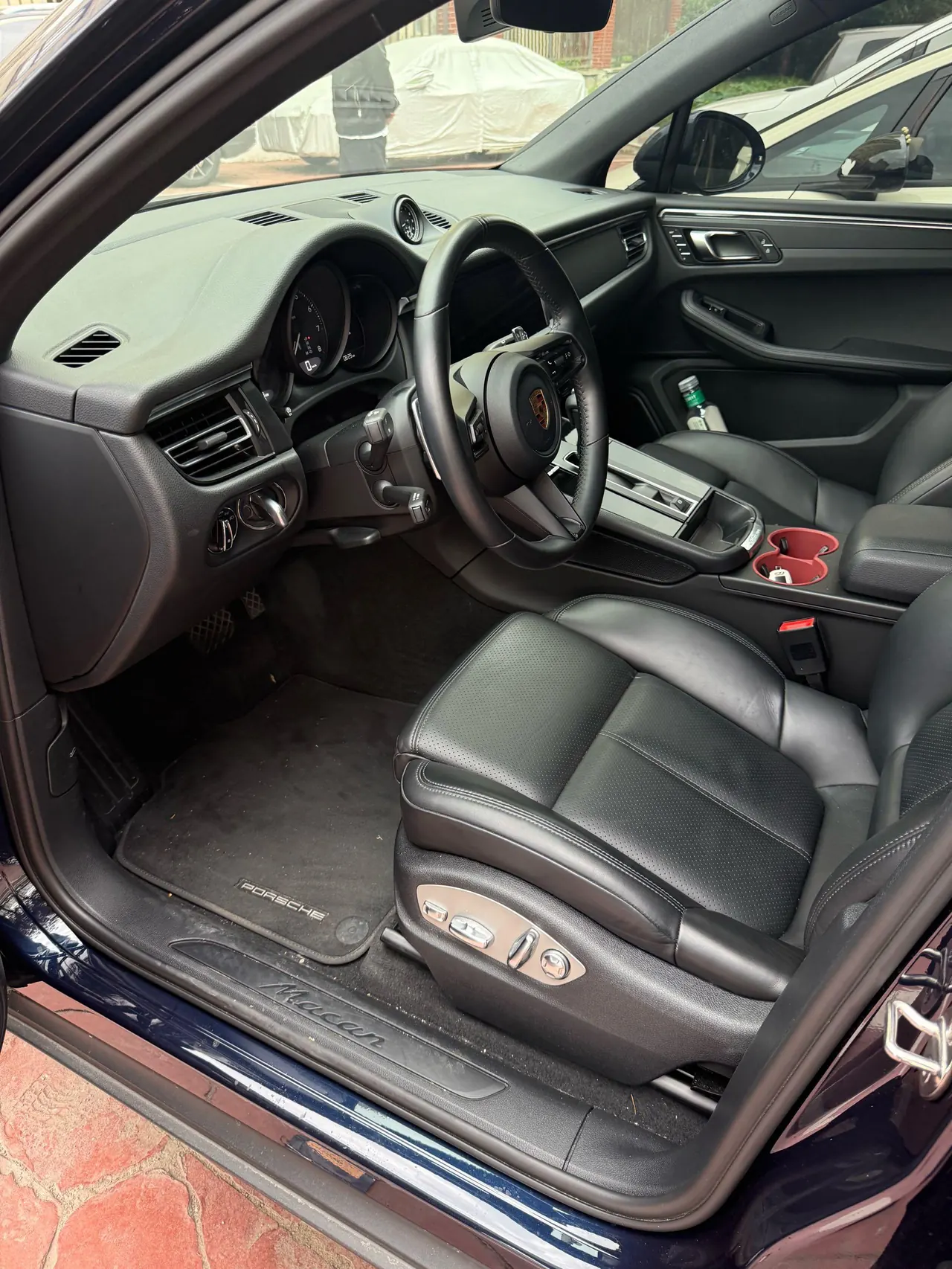 Porsche Macan (Imported) 2022 Macan 2.0T Automatic Gear 3
