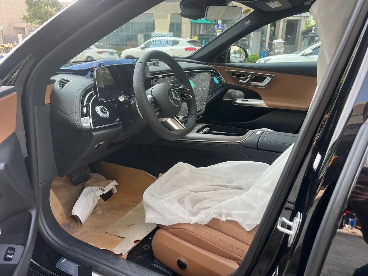 Mercedes Benz E Class 2026 E 300 L 48V 2.0T Luxury (Modified) Automatic Gear 3
