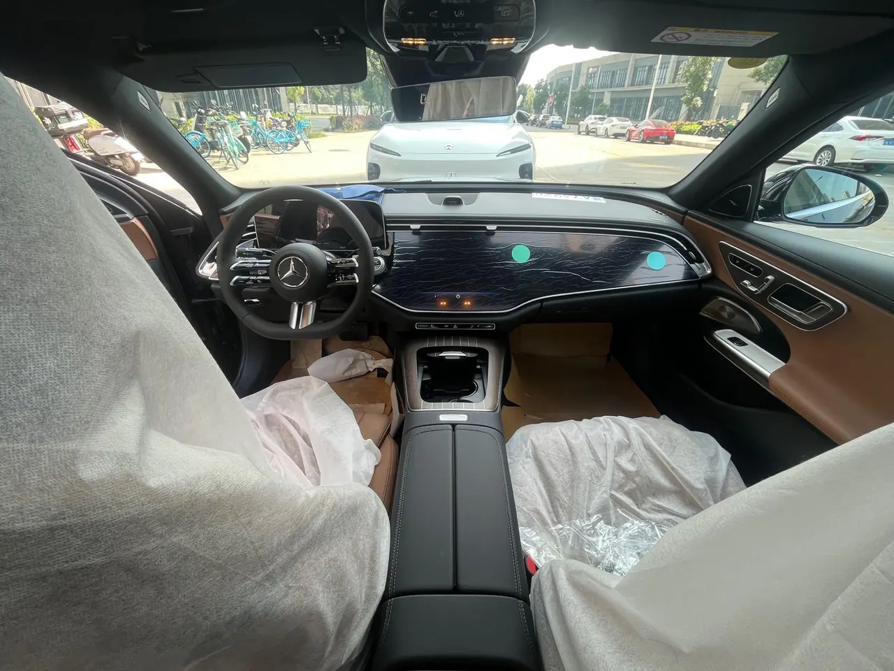 Mercedes Benz E Class 2026 E 300 L 48V 2.0T Luxury (Modified) Automatic Gear 5