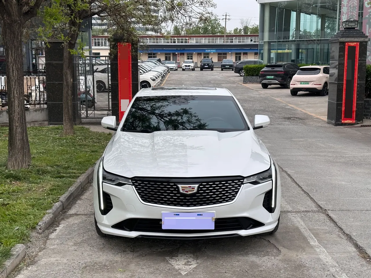 Cadillac 2023 CT4 1.5T 25T Fashion Automatic Gear 2