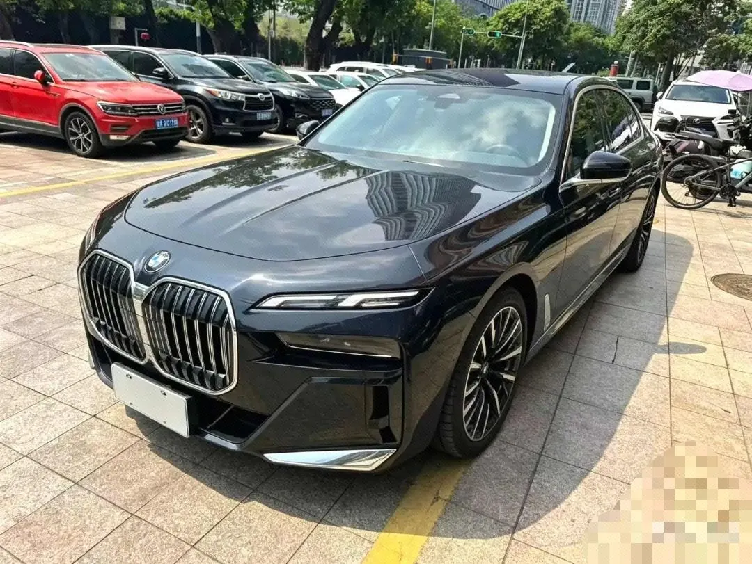 BMW 7 Series (Imported) 2023 735Li 48V 3.0T M Sports Suit Automatic Gear - View 1