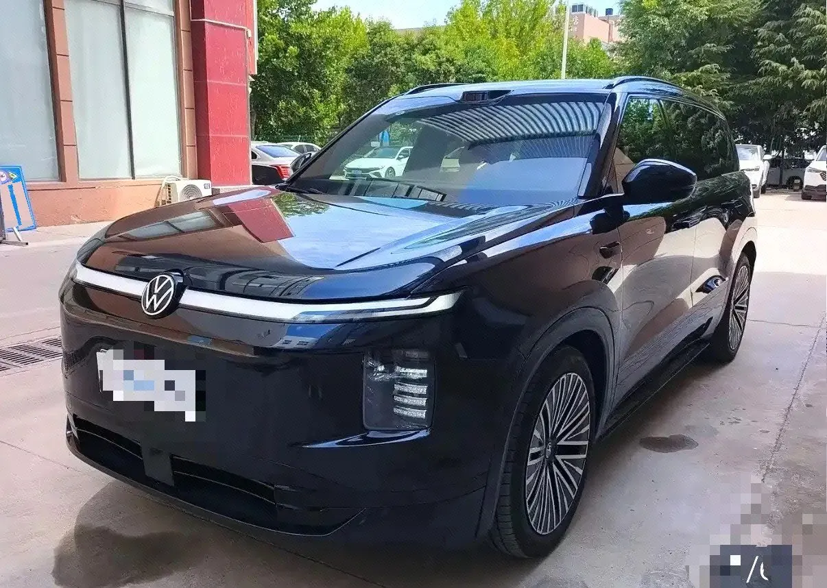 Volkswagen 2026 ID.ERA 9X Ultra 4-wheel drive automatic gear - View 1