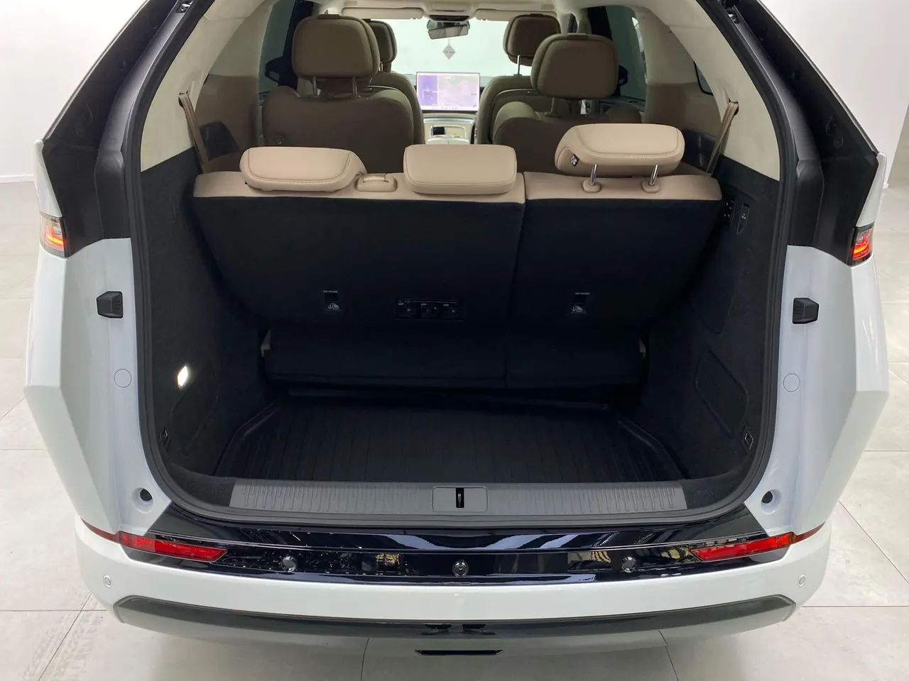 Xpeng 2026 X9 1602 Ultra Automatic 17