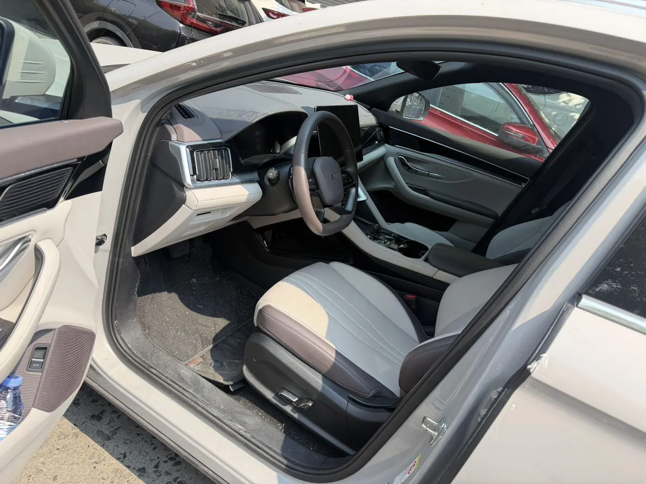 BYD Song PLUS New Energy 2025 Song PLUS DM-i 1.5 Stepless Smart Driving Edition 112KM Honorable Automatic Gear 2