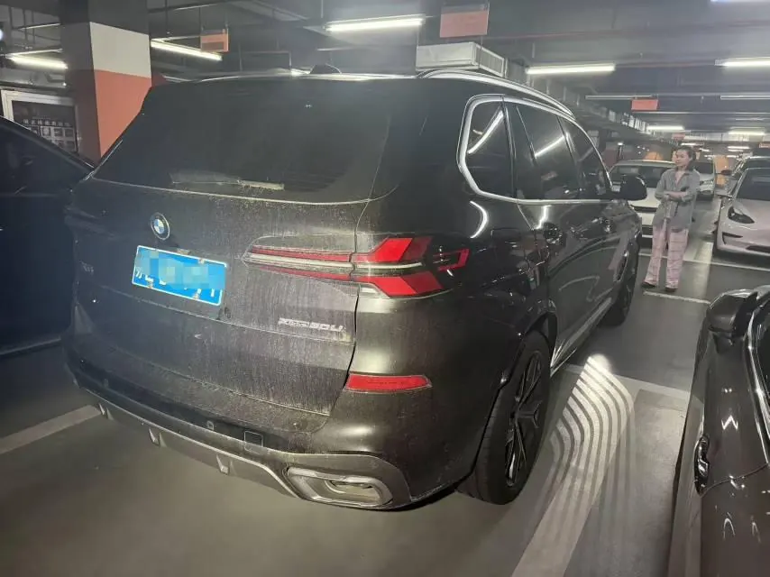 BMW 2023 X5 xDrive30Li 48V 2.0T exclusive m sports obsidian night suit automatic gear 4