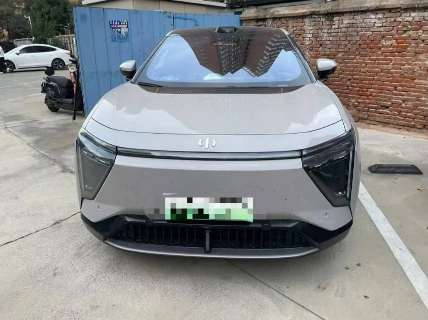 HiPhi 2023 HiPhi Y 560km Pioneer Edition Automatic Gear 2