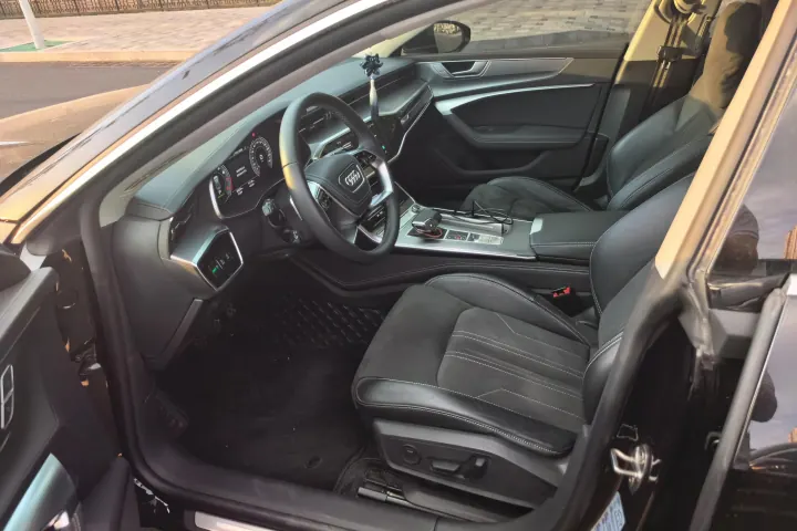 Audi 2024 A7L 2.0TFSI 45TFSI Luxury Automatic 5