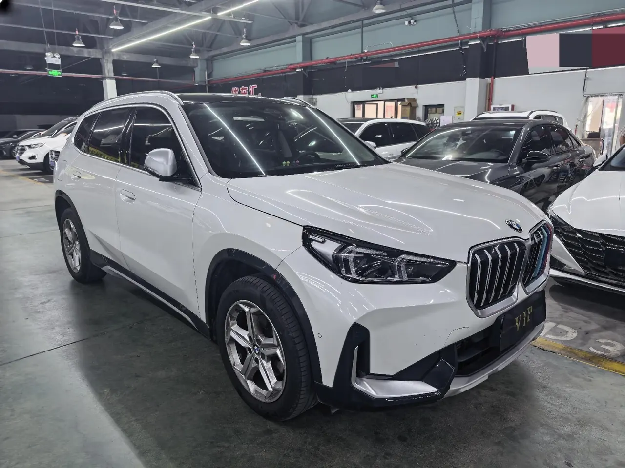 BMW 2023 X1 sDrive20Li 1.5T X Design Package Automatic Transmission 3