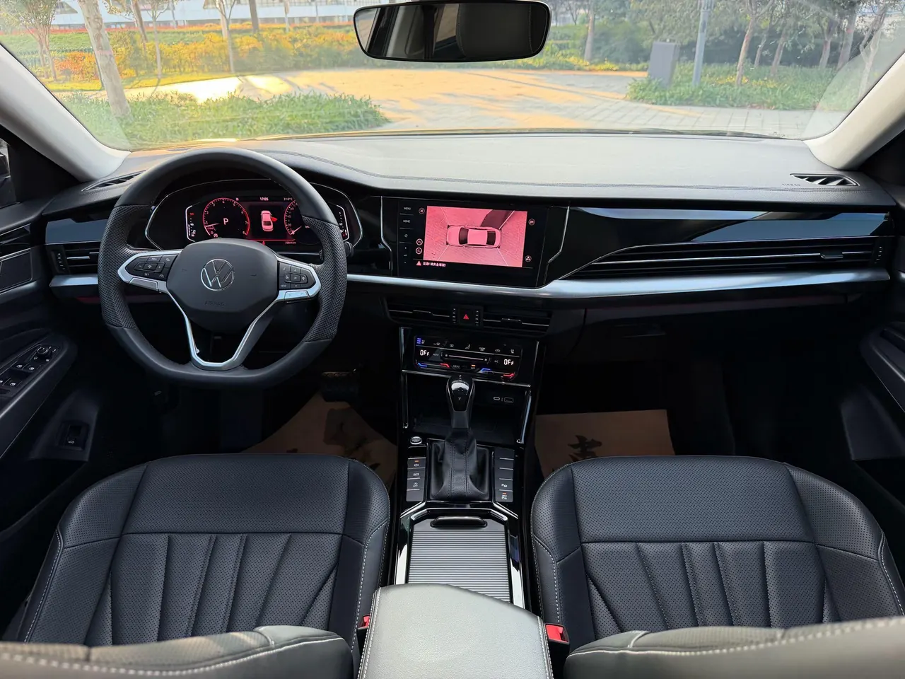 Volkswagen 2025 Passat 2.0TSI 380TSI Subut Long Yao Edition Automatic Gear 8