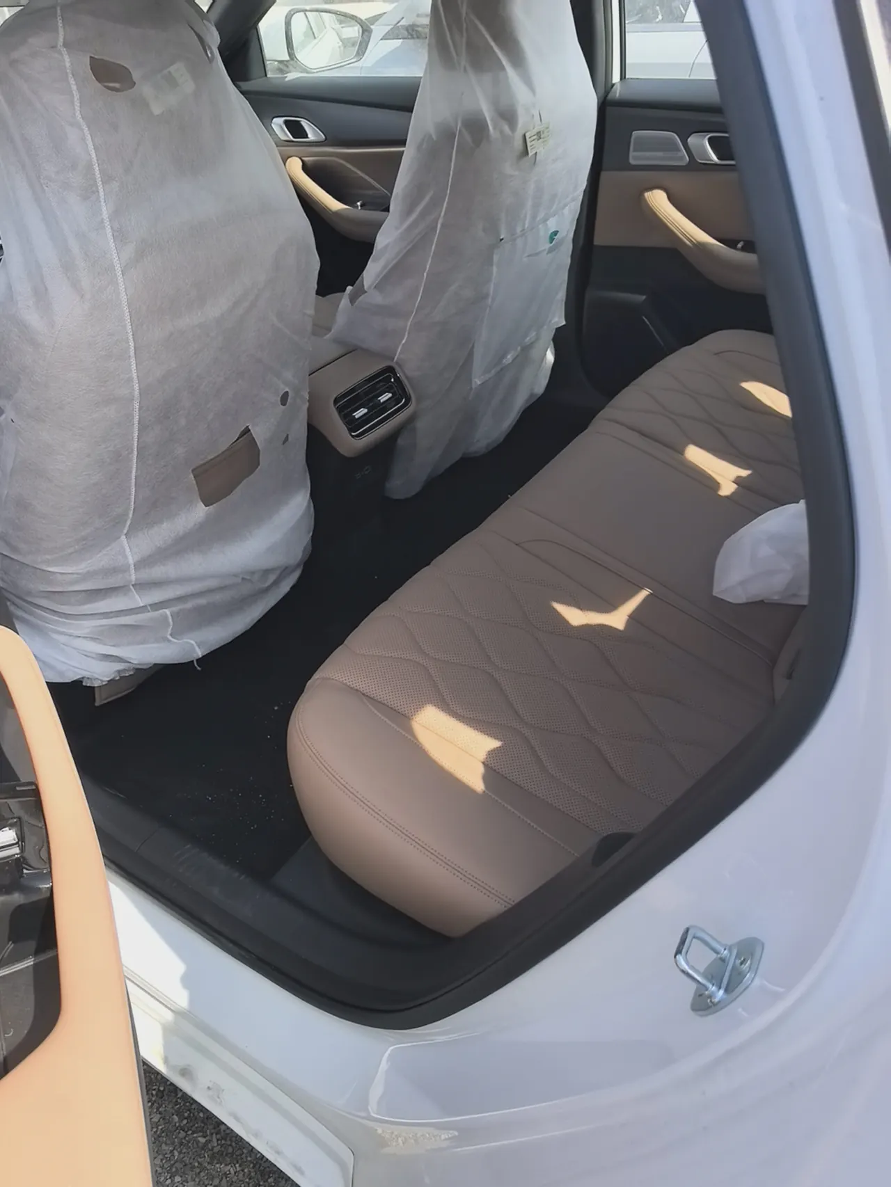 Geely Galaxy 2025 A7 EM-i 1.5 150km Premium Edition Automatic Gear 5
