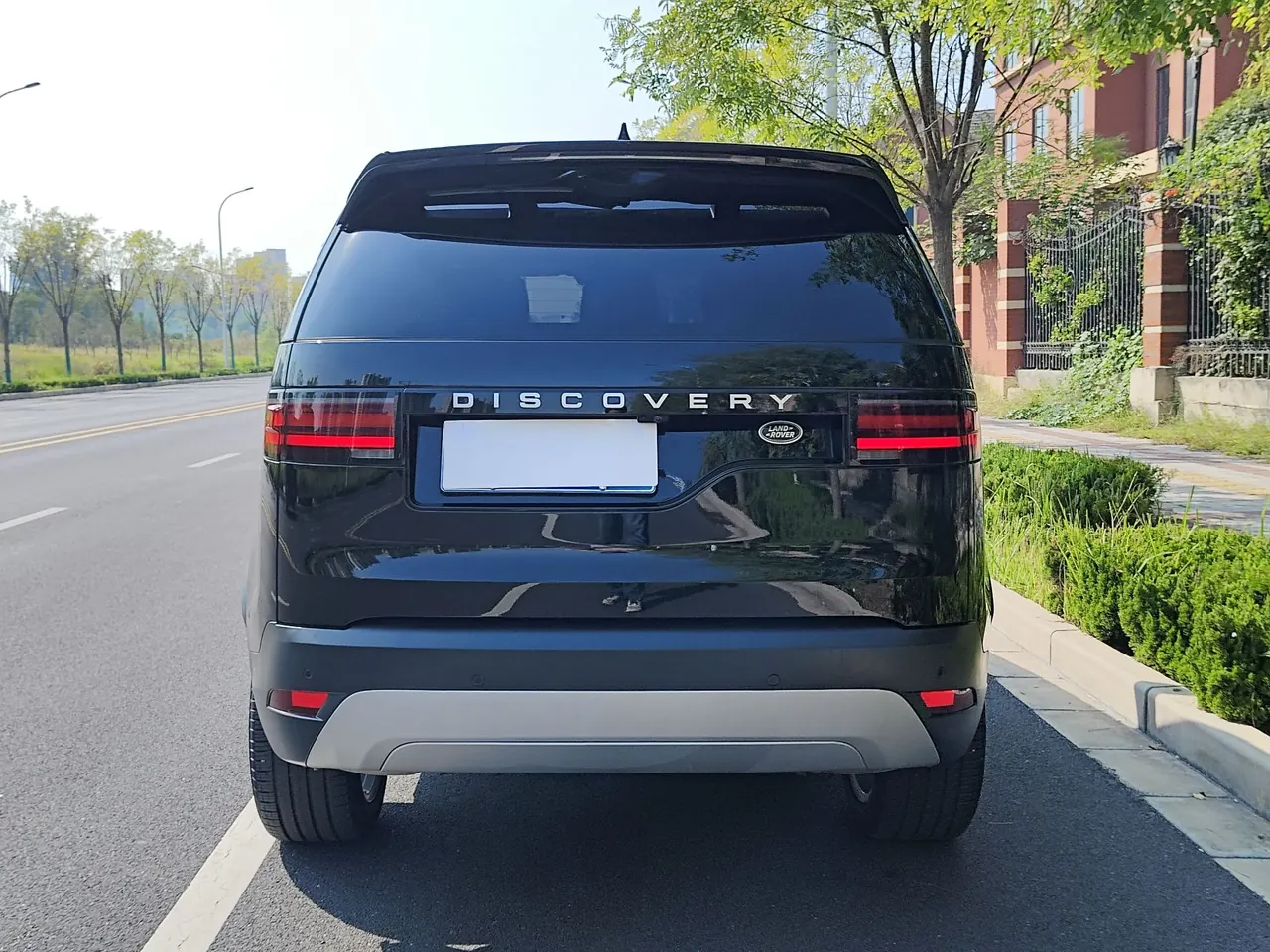 Land Rover Discovery (Imported) 2024 Discovery 5 48V 3.0T 360PS Dynamic SE Automatic Gear 5
