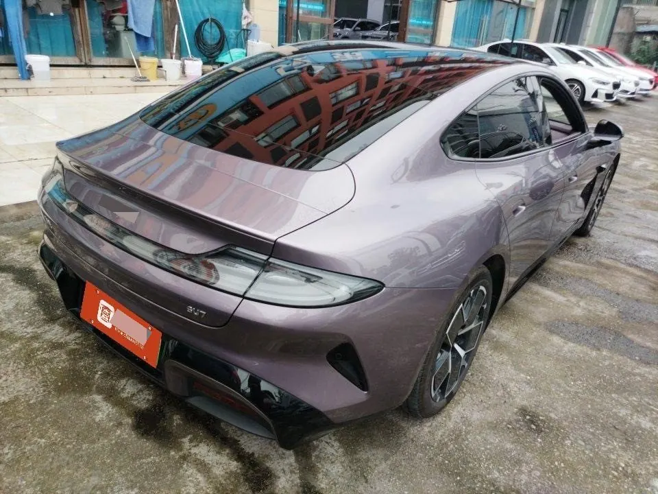 MI 2024 SU 7 700km Rear Drive Standard Founding Edition Automatic Gear 6