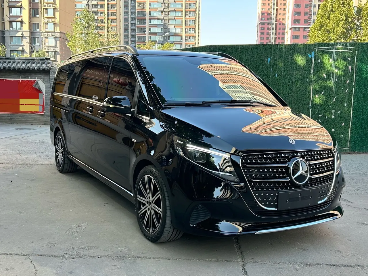 Mercedes Benz V 2024V 300 L 48V 2.0T Premium Edition Automatic Gear 6