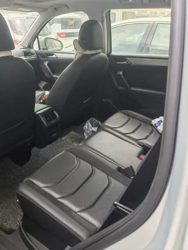 Volkswagen 2020 Tiguan L 2.0TSI 330TSI Two-Drive Panoramic Comfort Edition Automatic Gear 2