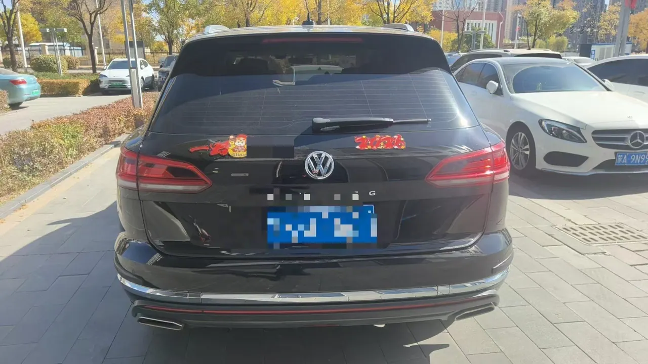 Volkswagen Touareg (Imported) 2020 Touareg 2.0TSI Sharp Edition Automatic Gear 6