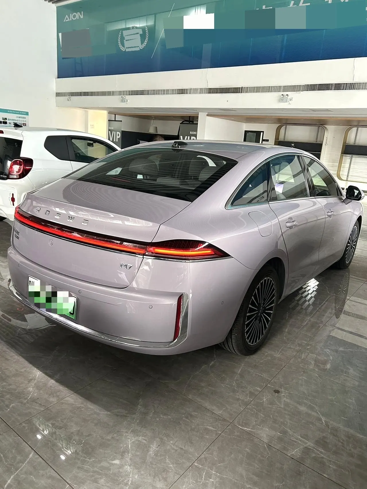 Roewe 2025 M7 DMH 1.5 160km Pleasant Edition Automatic Gear 7