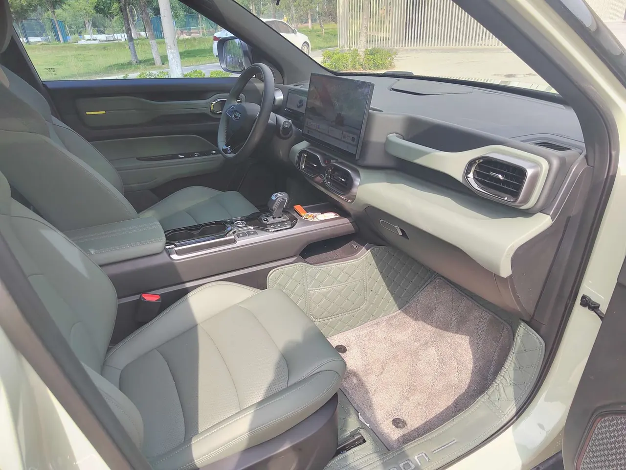 Geely 2025 Denim 1.5TD Fun Wilderness Edition Automatic 9