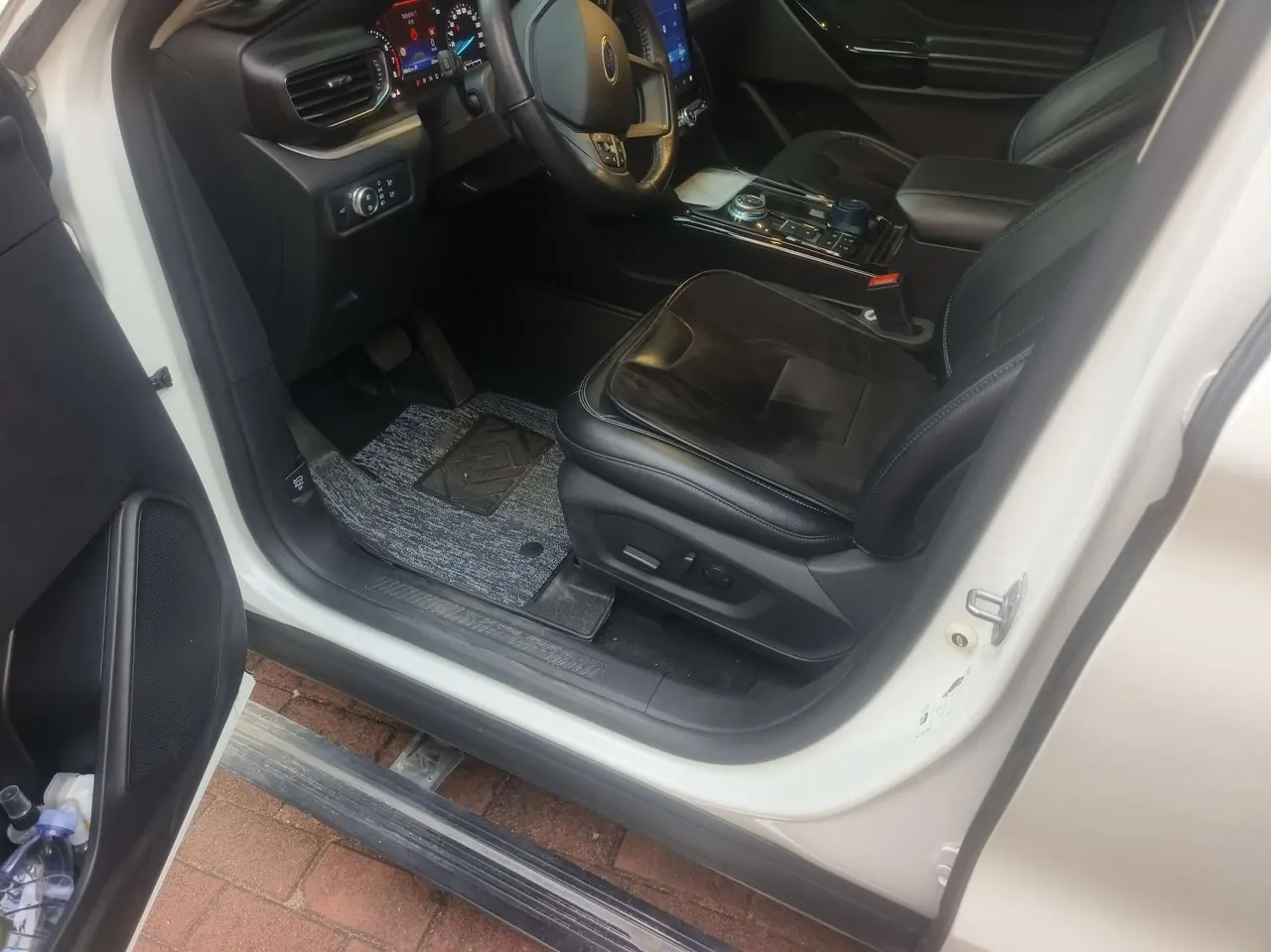 Ford 2020 Explorer 2.3T EcoBoost 14250.00g Drive Fashion Edition 7-seat Automatic Gear 6