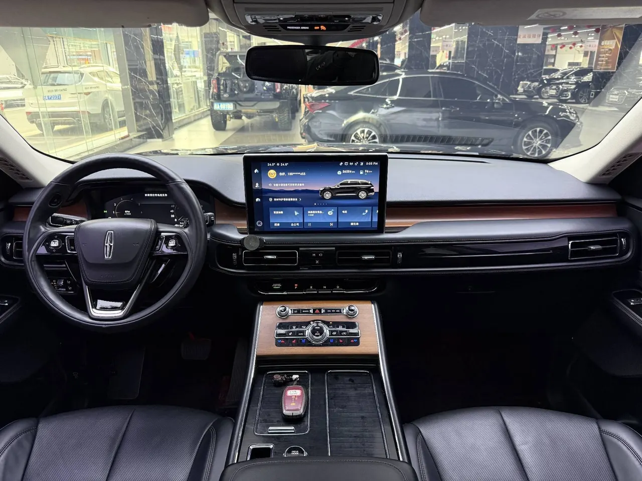 Lincoln 2021 Aviator 3.0T V6 4-wheel Drive Premium Edition Automatic Gear 2