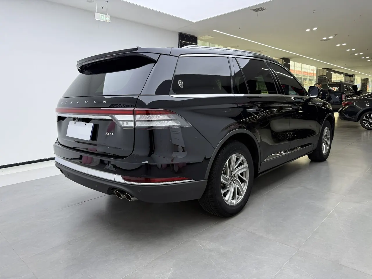 Lincoln 2021 Aviator 3.0T V6 4-wheel Drive Premium Edition Automatic Gear 3