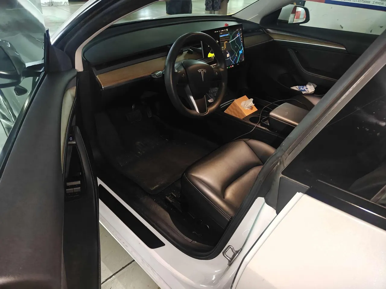 Tesla 2021 Model 3 Standard Endurance Rear Drive Upgraded Automatic Gear 5