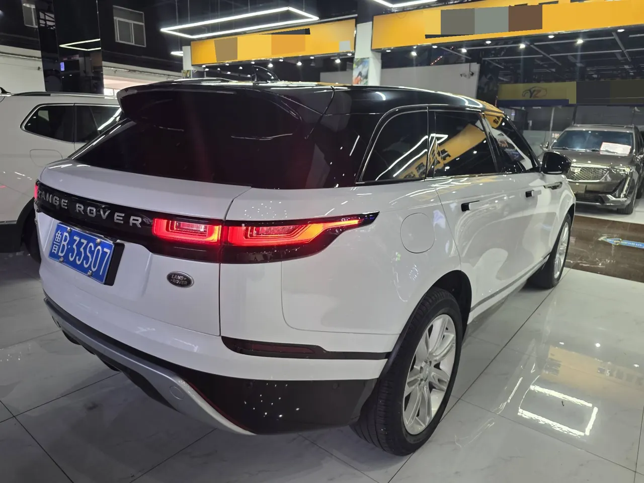 Land Rover Range Rover Star Vein (Imported) 2022 Range Rover Star Vein 2.0T 250PS Gold Collector's Edition Automatic Gear 7