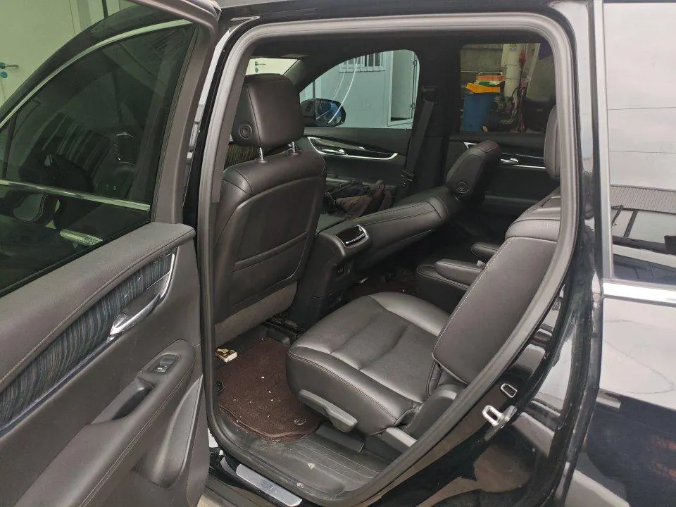 Cadillac 2022 XT6 48V 2.0T 6-seat two-wheel drive luxury automatic gear 6