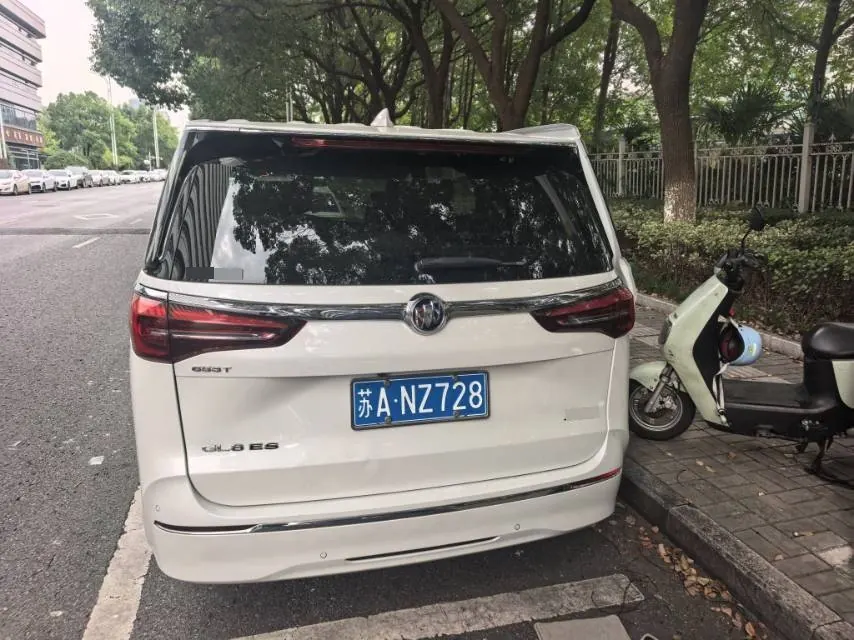 Buick 2021 GL8 ES Lu Zun 2.0T 653T Exclusive Automatic Gear 4