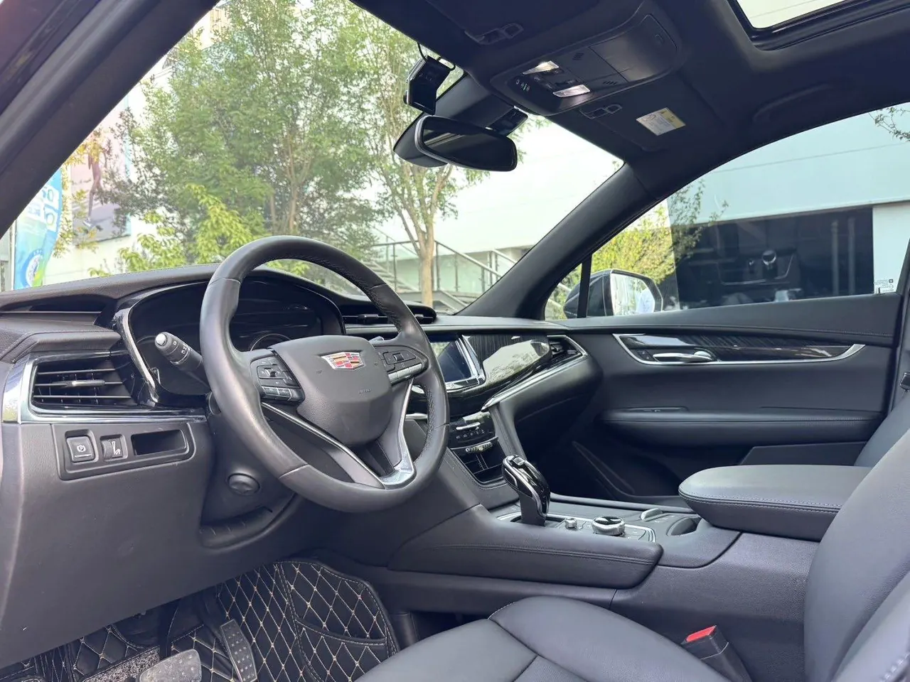 Cadillac 2020 XT6 2.0T 28T 6-seat 4-wheel drive luxury (modified) automatic gear 4