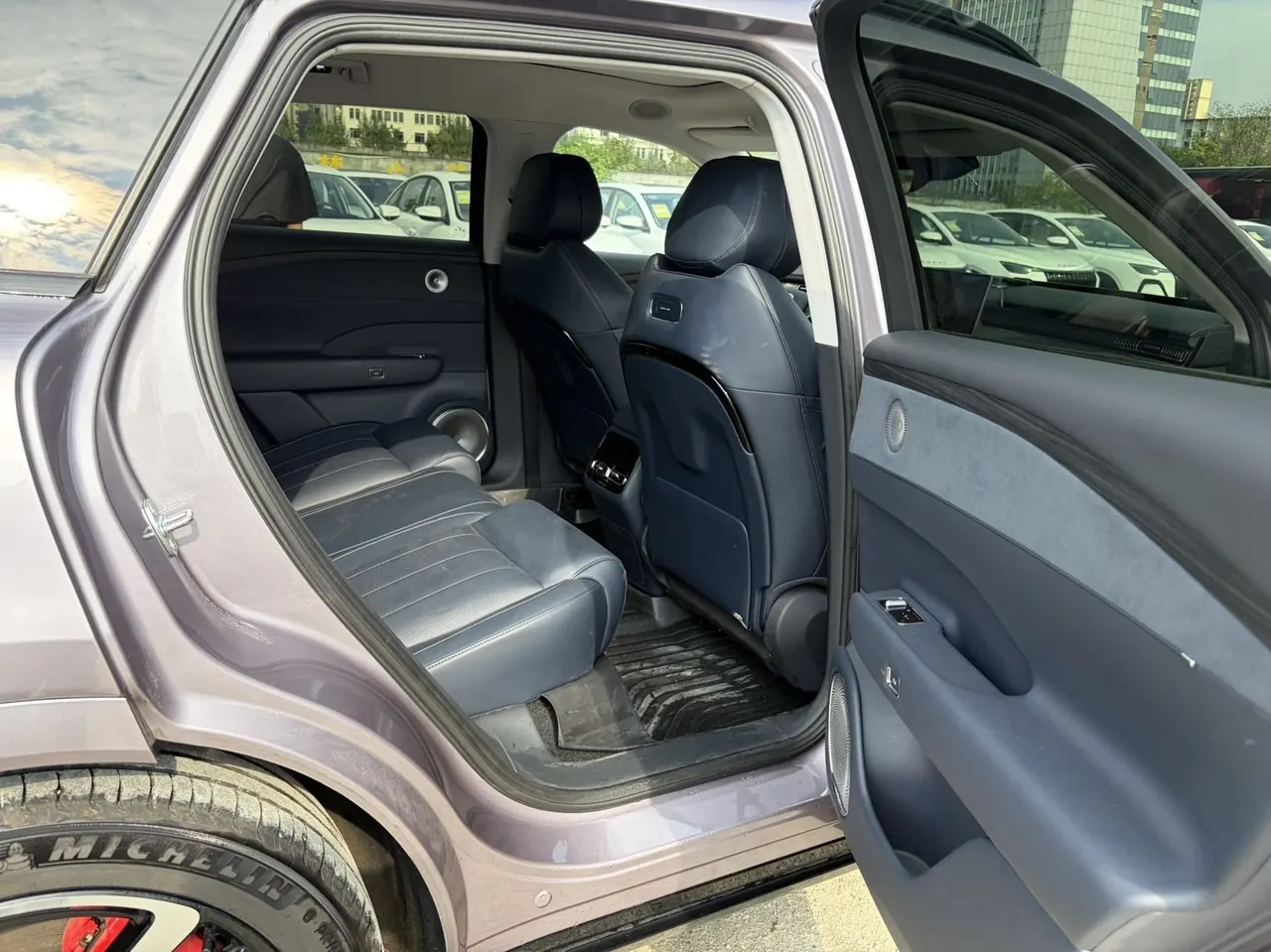 Voyah 2025 FREE four-wheel drive dry Kun version of automatic gear 3