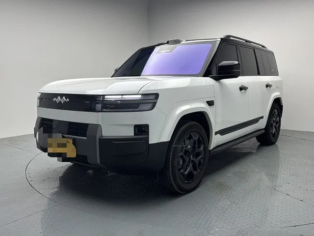 FangChengBao 2025 titanium 7 1.5T stepless 190KM four-wheel drive Ultra version of automatic gear - View 1