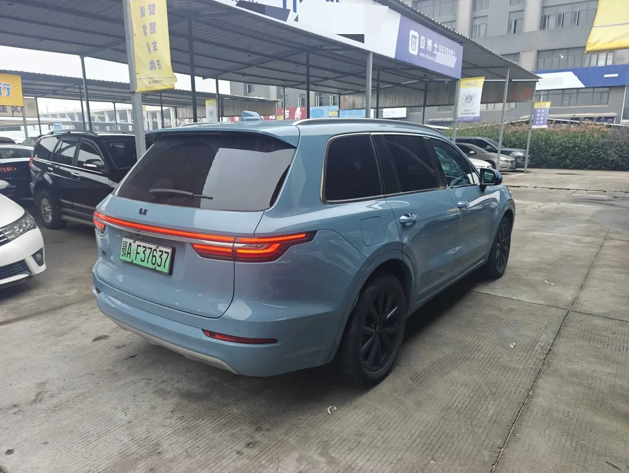 Li 2021 ONE 1.2T extended range 6-seat automatic gear 3