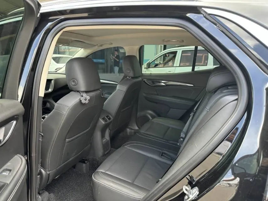 Buick 2022 Angkewei S 48V 1.5T 552T Two-Drive Luxury Automatic Gear 4
