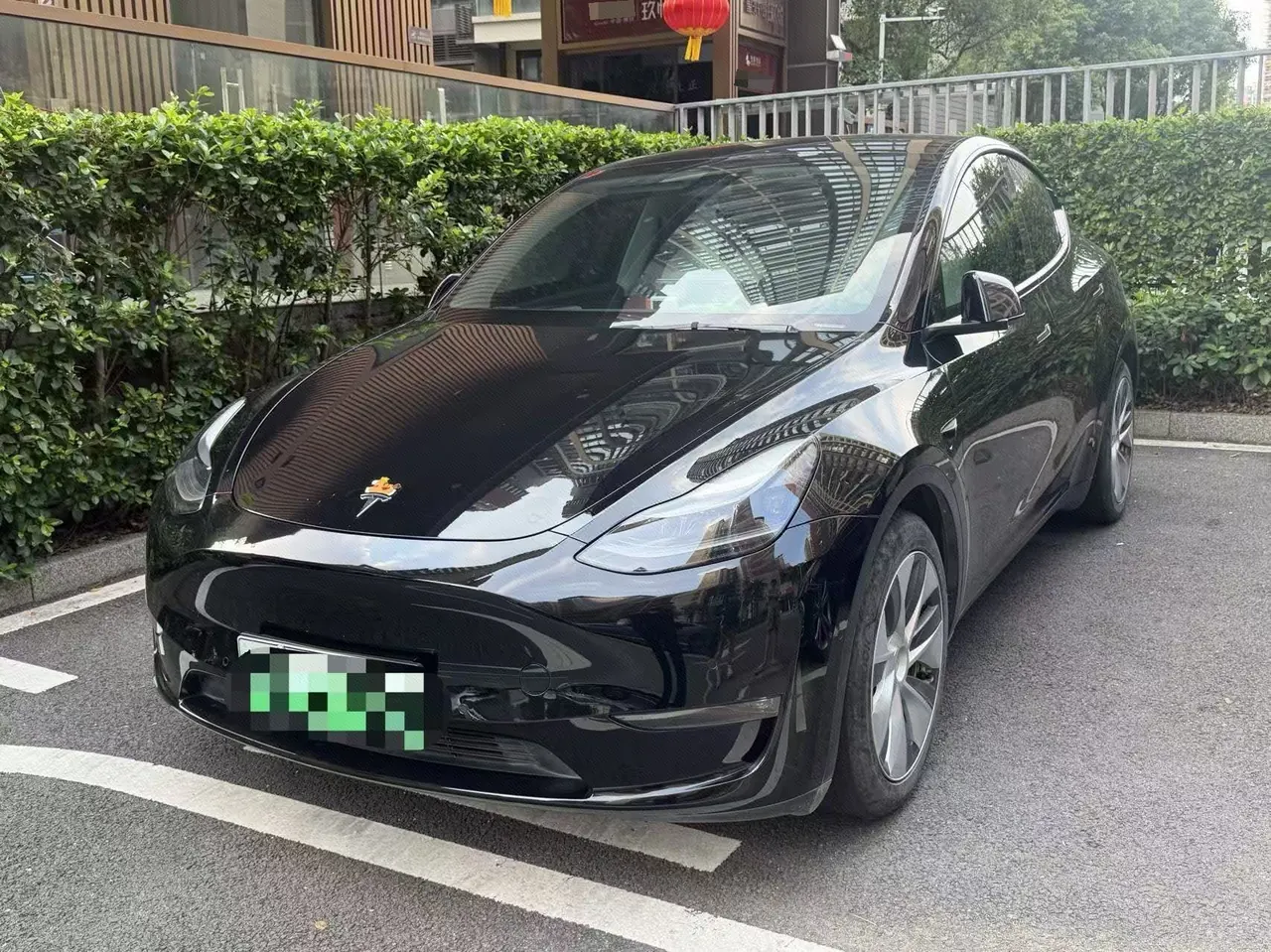 Open image lightbox: Tesla 2021 Model Y Standard Endurance Rear Drive Automatic Gear