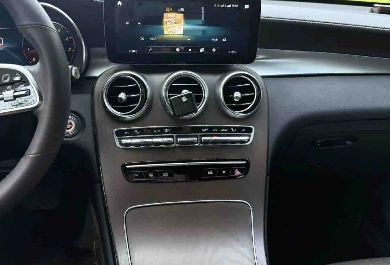 Mercedes Benz 2022 GLC 300 L 4MATIC 2.0T Luxury (Modified) Automatic Gear 3