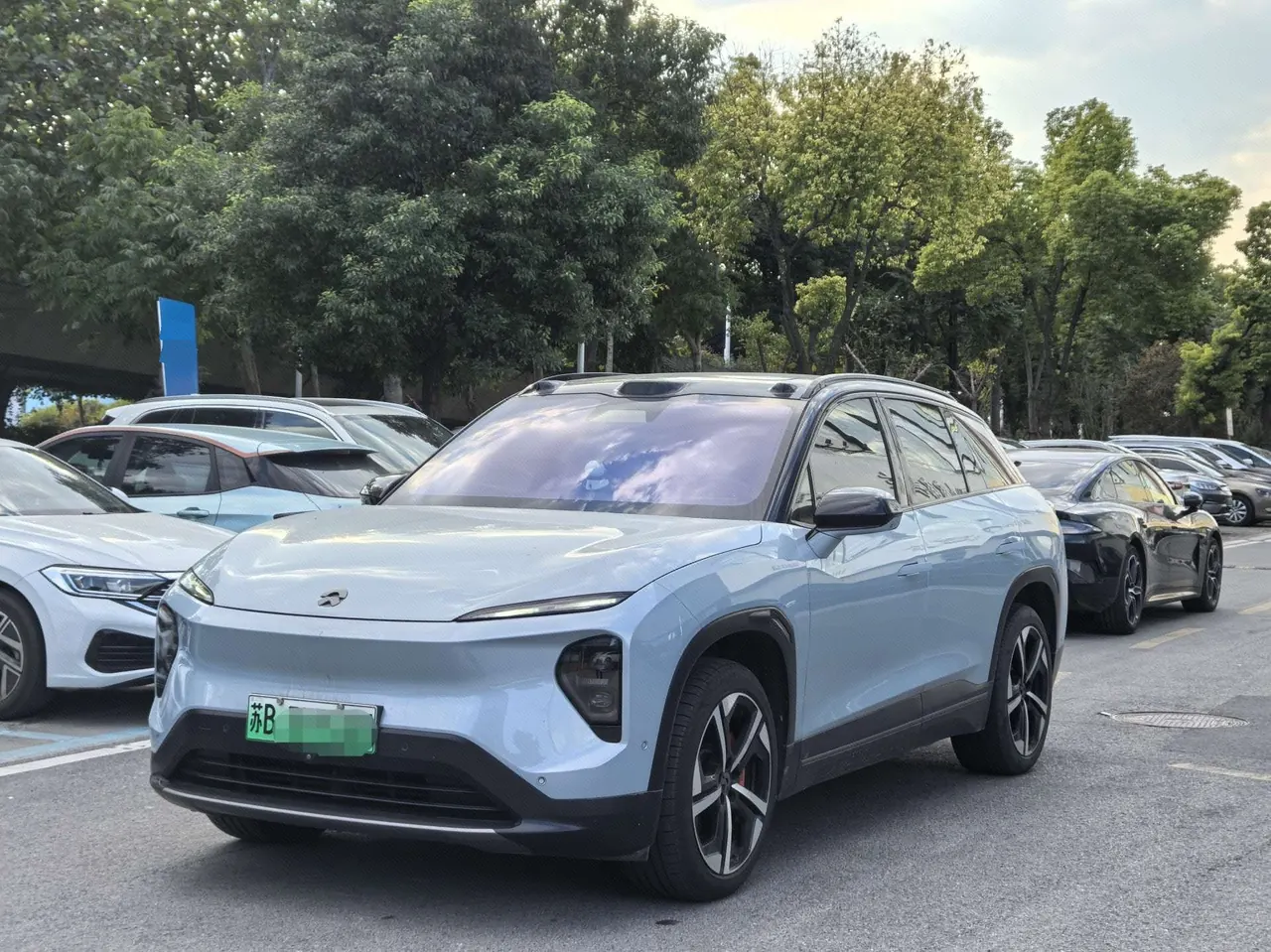 NIO 2022 ES 7 100kWh First Edition Automatic Gear - View 1