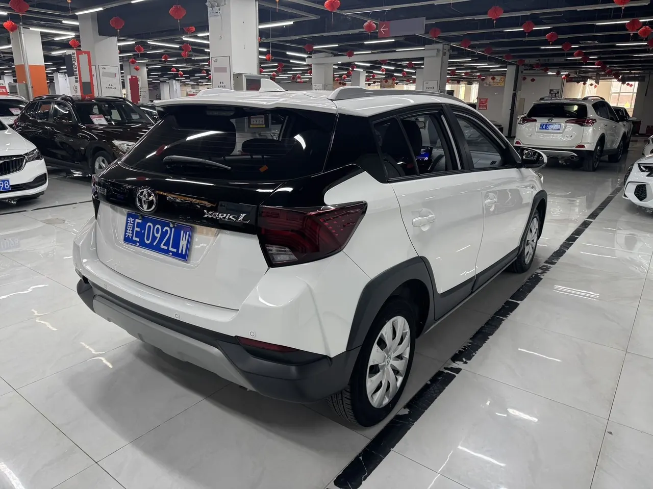 Toyota yaris 2022 YARiS L to dazzle 1.5 stepless leading PLUS version of automatic gear 4