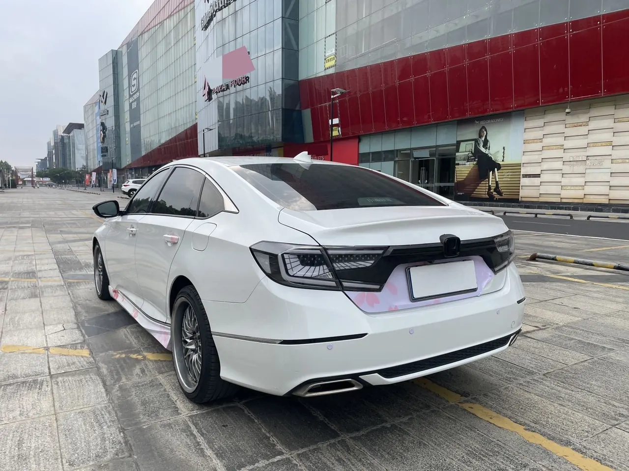 Honda 2022 10th Generation Accord 1.5T Stepless 260TURBO Magic Night Premium Edition Automatic Gear 5