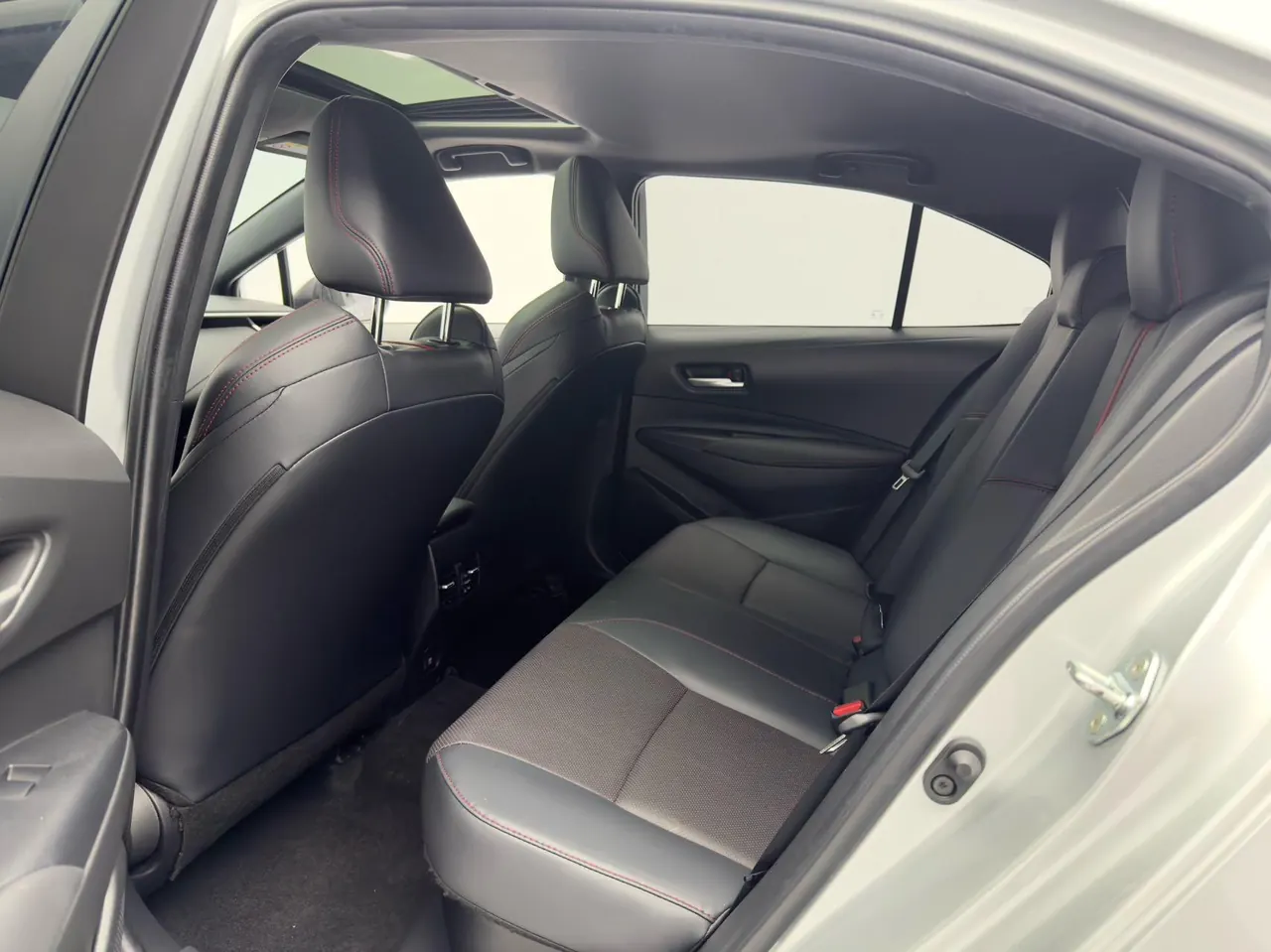 Toyota 2022 Lei Ling Shuangqing 1.8H Stepless Sports Edition Automatic Gear 3