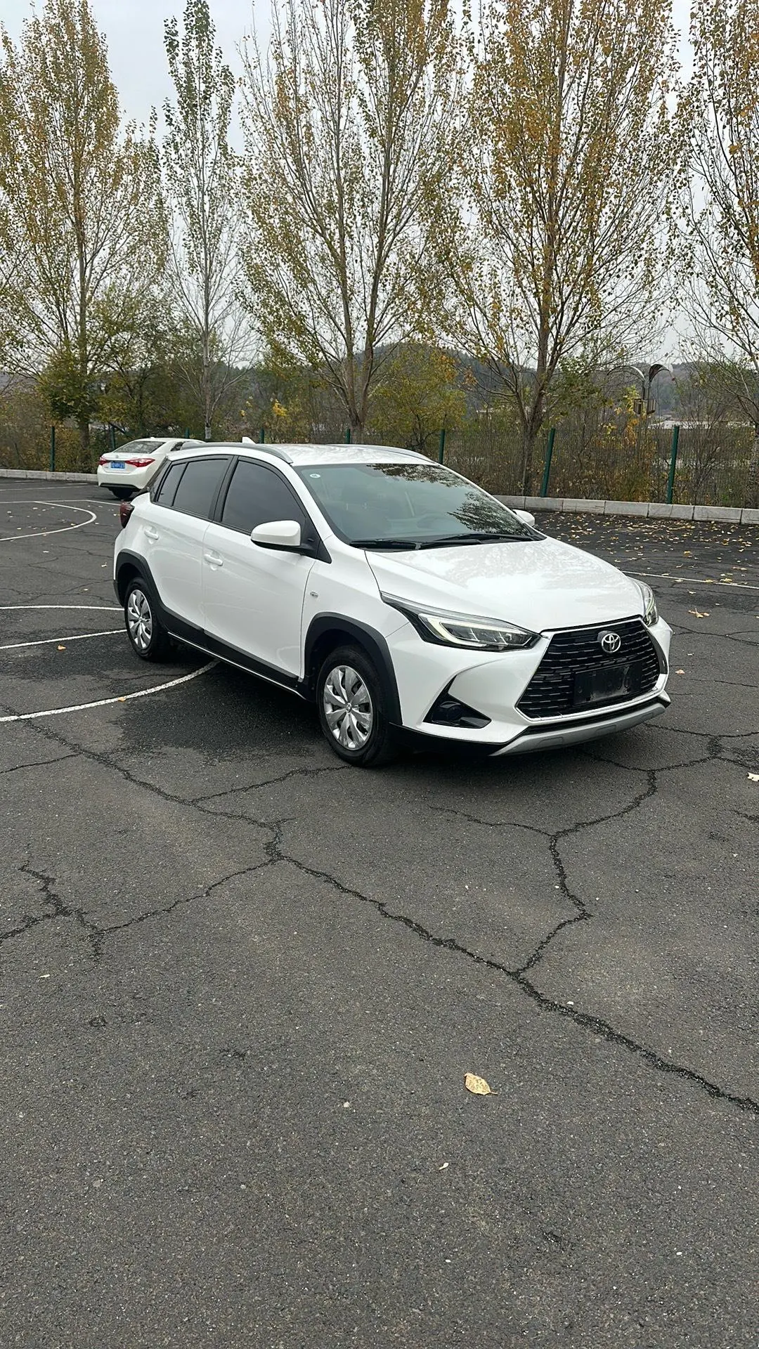 Toyota yaris 2022 YARiS L Zhixuan X 1.5 Stepless Leading PLUS Edition Automatic Gear 4