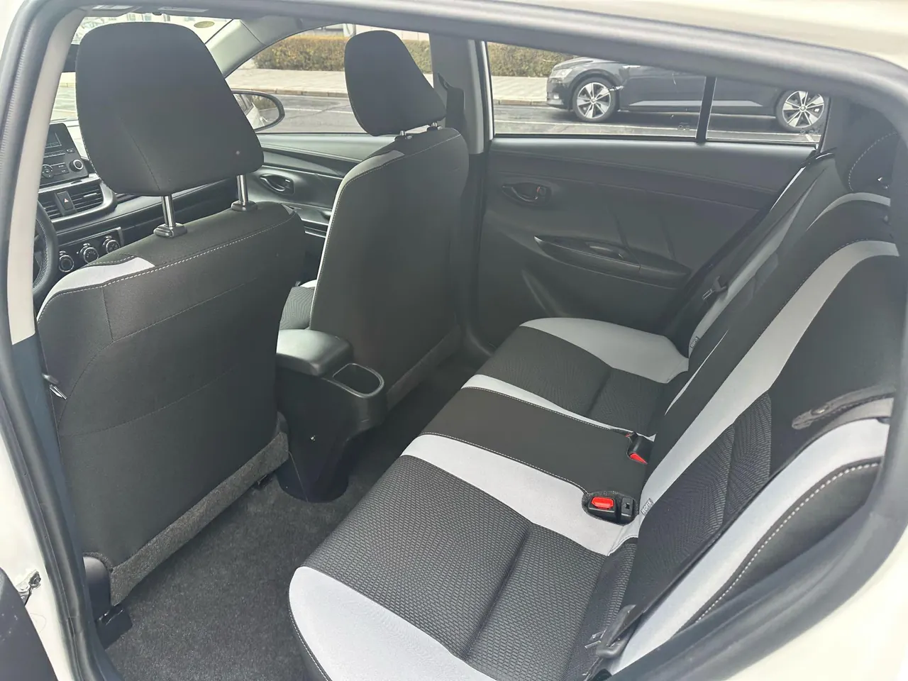 Toyota yaris 2022 YARiS L Zhixuan X 1.5 Stepless Leading PLUS Edition Automatic Gear 7